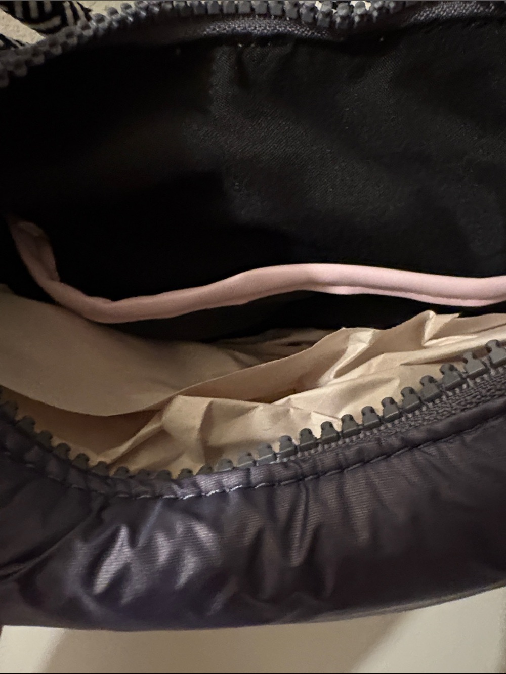 Wildfox shoulder/Crossbody bag in Metallic bluish gray w/ pink and black accents - Picture 10 of 10